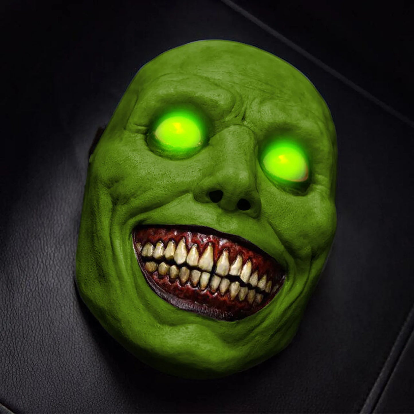 2021 New Halloween Mask Cos Exorcist Horror Smile Green Face White Eye Demon Mask Halloween Mask